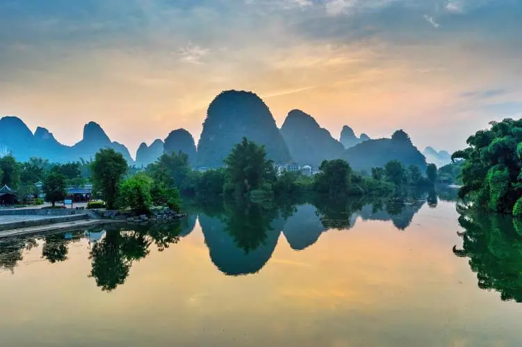 绿色独特精密